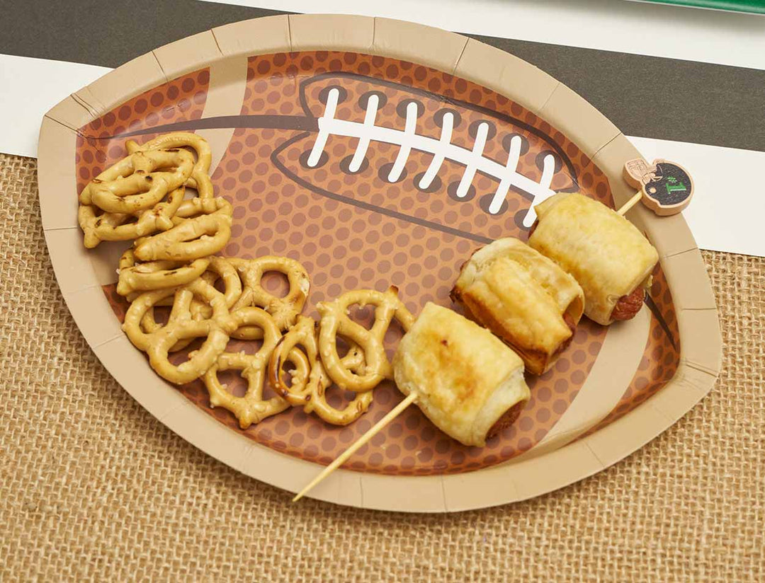 Tailgate Die Cut Football Salad Plates/8pk