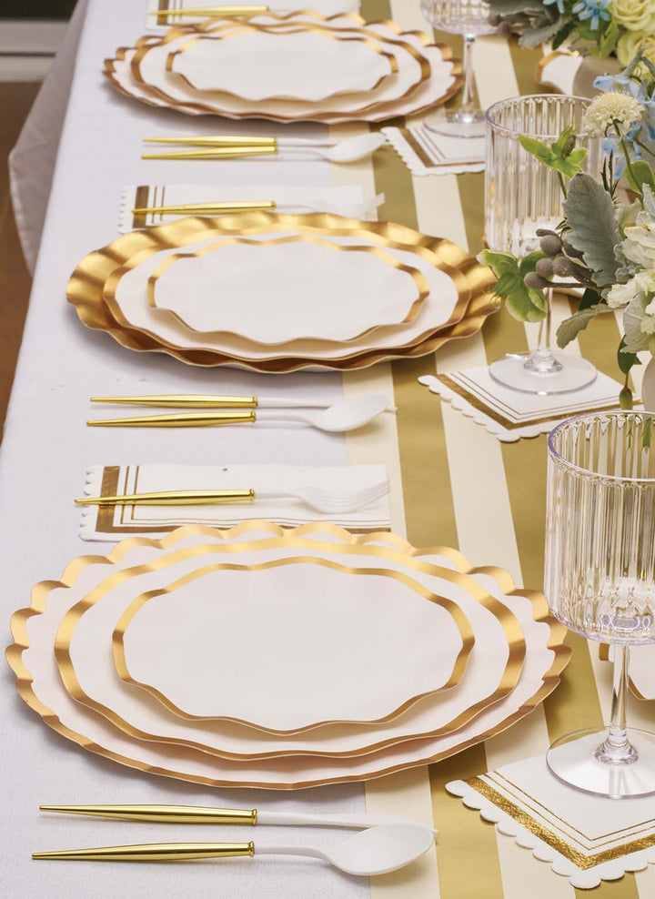 Everyday White Wavy Dinner Plate/8pk