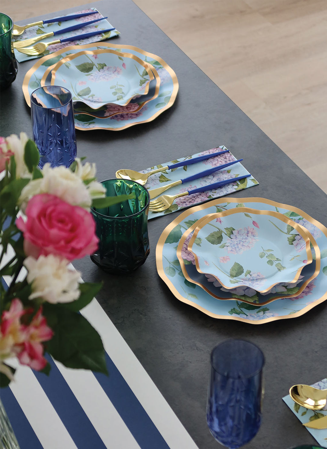 Hydrangea Table Setting