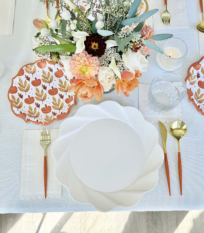 Hello Autumn Table Setting