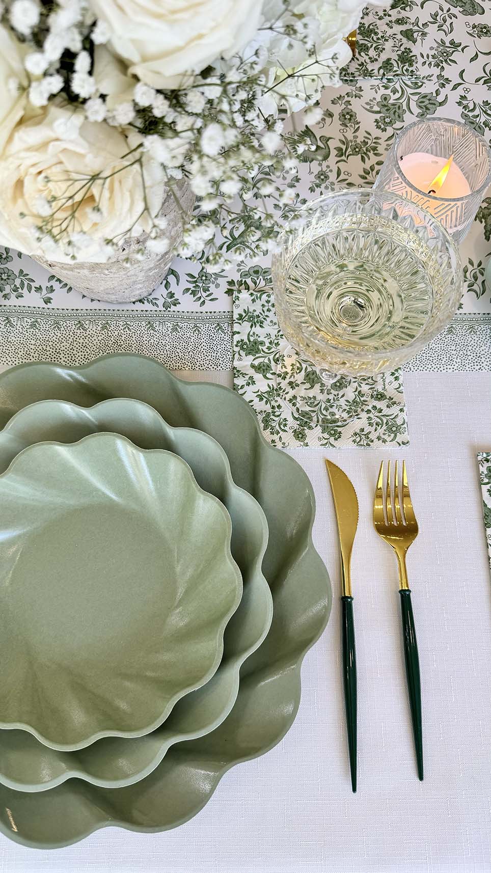 Royal Peacock Table Setting - Sage