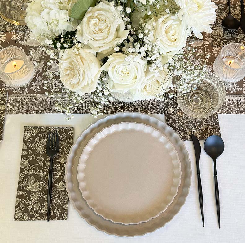 Royal Peacock Table Setting - Brown