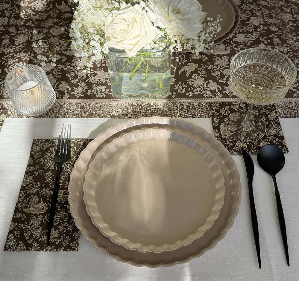 Royal Peacock Table Setting - Brown