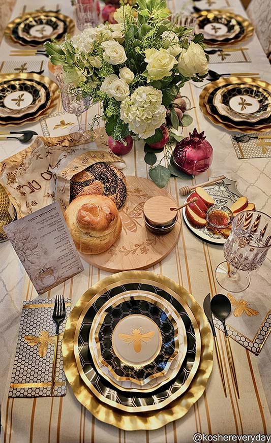 Honeybee Table Setting