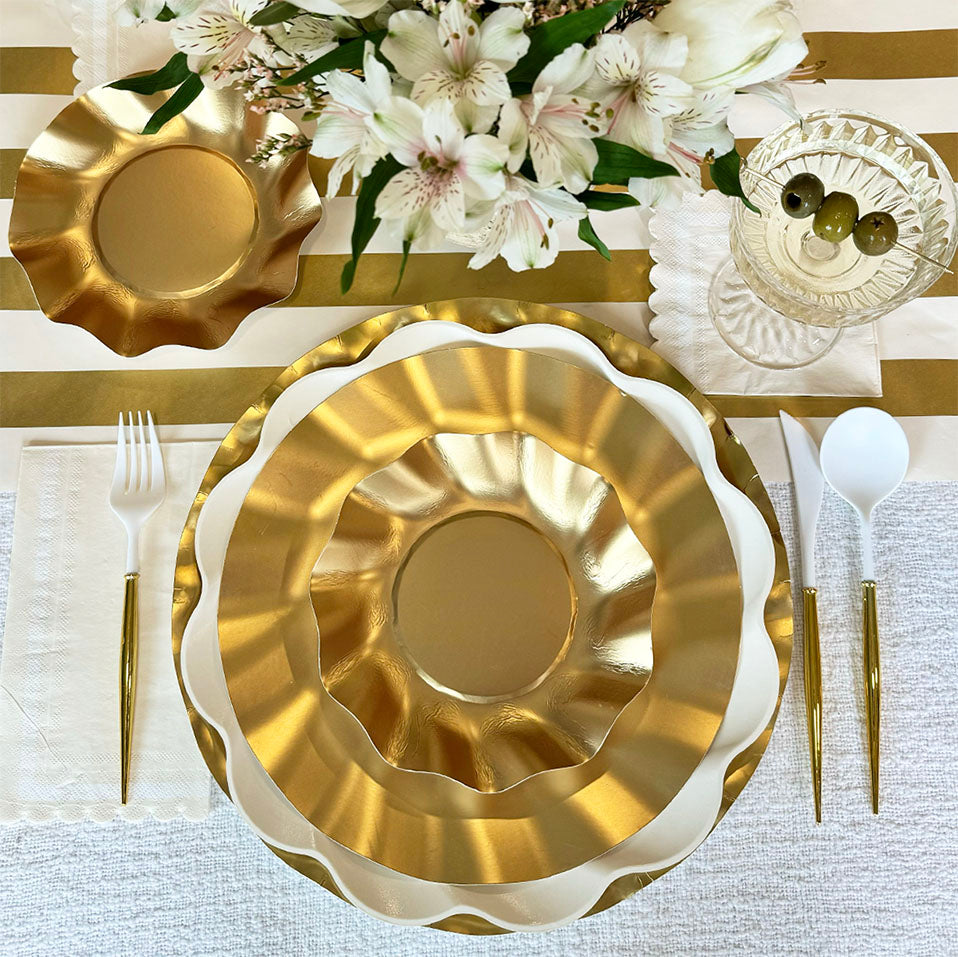 Cream & Gold Table Setting