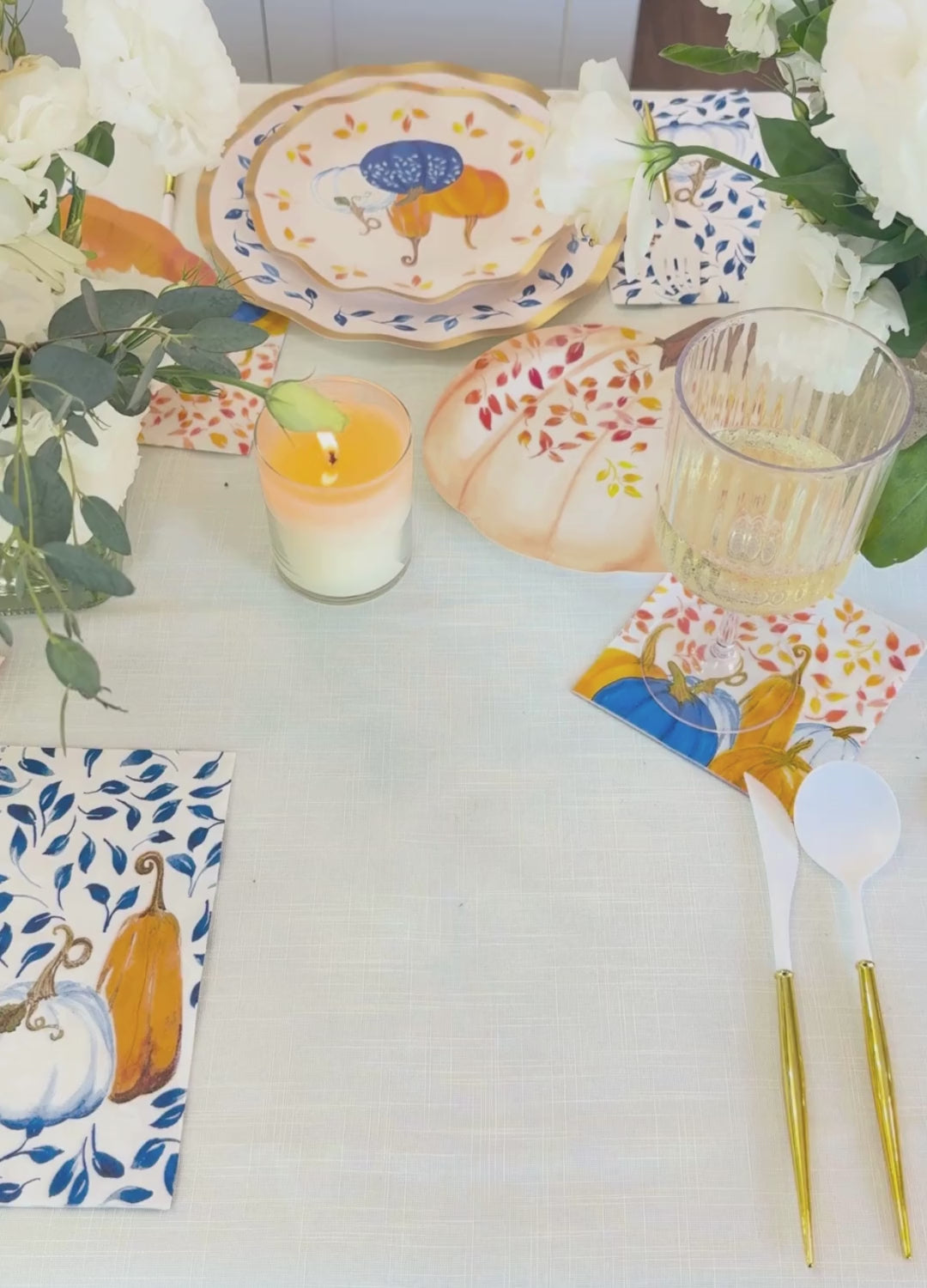 The Ultimate Thanksgiving Tablescape: Harvest Blues