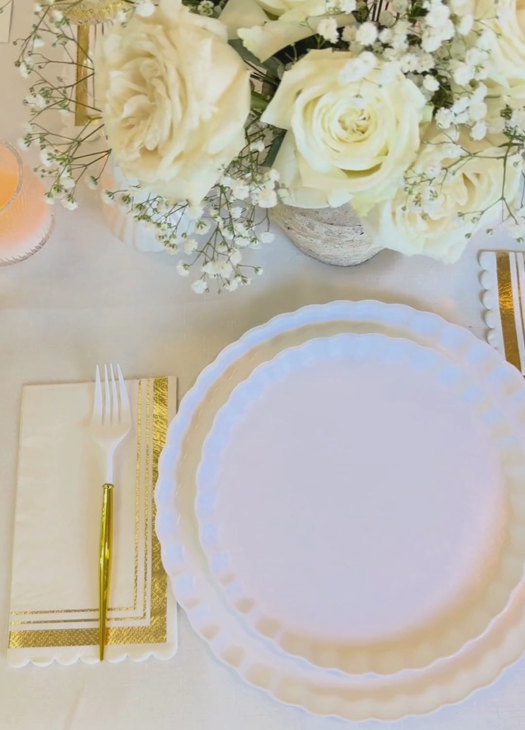 White Christmas Table Setting